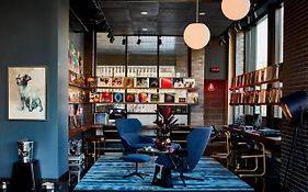 Moxy Minneapolis Uptown