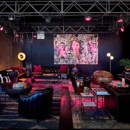 Moxy Minneapolis Uptown Exterior photo